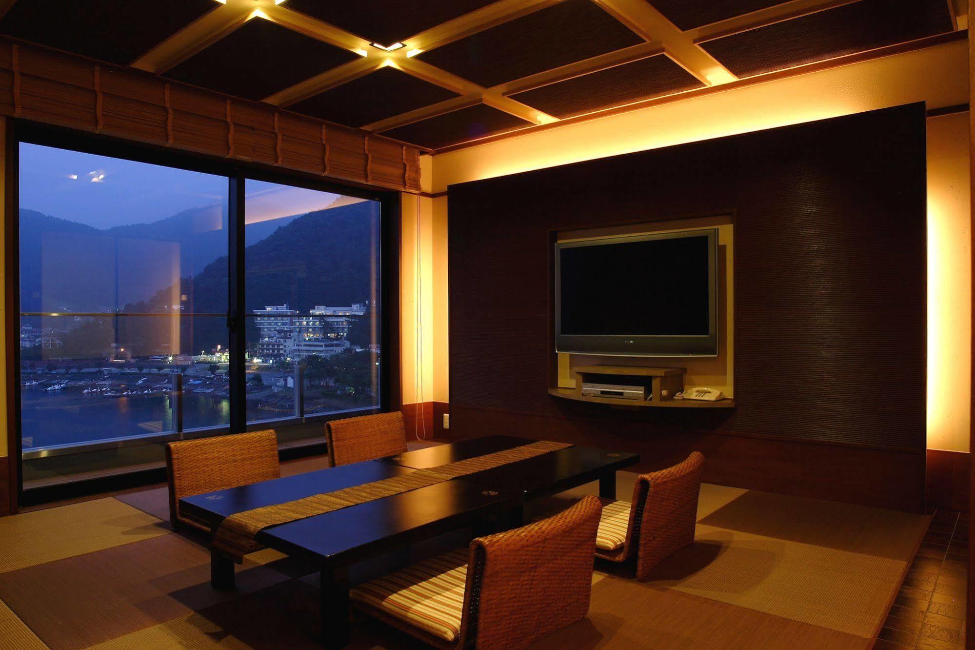 Ryokan Onsen Konanso 5*